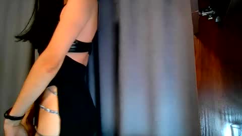 wow_dream_girl_ online show from September 2025 05:18:01 PM