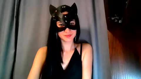 wow_dream_girl_ online show from October 2025 05:43:01 PM