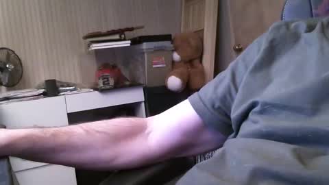 Snapshot of wrangleat0r chatting on October 2025 04:09:02 PM wrangleat0r online show from October 2025 04:09:02 PM