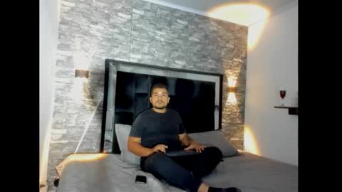 wstudios96 online show from November 2025 06:30:02 PM