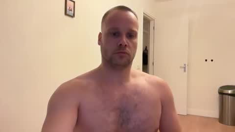 Snapshot of wsvogel chatting on October 2025 07:40:01 PM joejoe online show from October 2025 07:40:01 PM