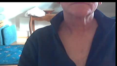 Snapshot of wuki123 chatting on January 2025 02:39:01 PM Wuki online show from January 2025 02:39:01 PM