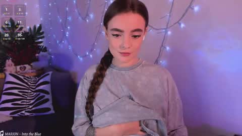 Snapshot of wxiuixw chatting on December 2025 07:42:02 PM Sonya online show from December 2025 07:42:02 PM