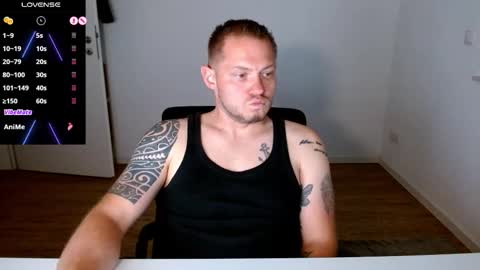 x19marco93x online show from October 2025 06:47:02 PM