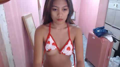 Snapshot of x_lexi_x chatting on October 2025 03:37:02 AM x_lexi_x online show from October 2025 03:37:02 AM