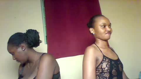 Snapshot of x_melanine chatting on October 2025 12:49:02 AM X melanine online show from October 2025 12:49:02 AM