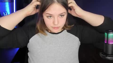 LOVE NERDS ONLY online show from October 2025 03:53:02 AM