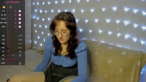 Snapshot of x_purr_agatha_x chatting on January 2025 02:59:01 AM Agatha online show from January 2025 02:59:01 AM