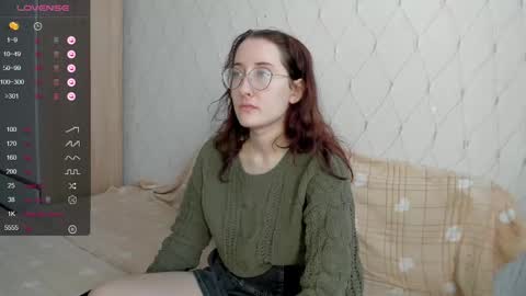 Snapshot of x_purr_agatha_x chatting on March 2025 02:46:02 AM Agatha online show from March 2025 02:46:02 AM