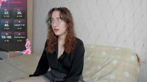 Snapshot of x_purr_agatha_x chatting on September 2025 02:37:01 AM Agatha online show from September 2025 02:37:01 AM