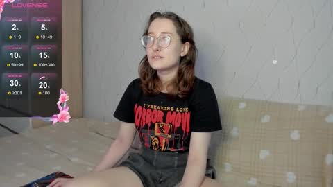 Snapshot of x_purr_agatha_x chatting on November 2025 03:15:01 AM Agatha online show from November 2025 03:15:01 AM