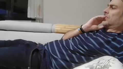 Snapshot of xalegarmax chatting on October 2025 11:14:01 PM xalegarmax online show from October 2025 11:14:01 PM