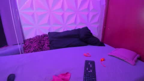 xamabtlee0107 online show from September 2025 04:57:01 AM