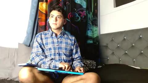 xandrodeluxe online show from October 2025 02:46:01 PM