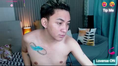 Snapshot of xasianprince4youx chatting on November 2025 06:54:02 PM khris online show from November 2025 06:54:02 PM