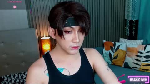 Snapshot of xasianprince4youx chatting on November 2025 05:56:02 PM khris online show from November 2025 05:56:02 PM