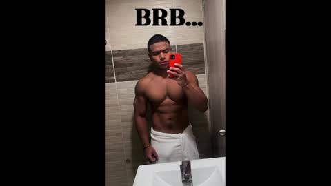 Snapshot of xavier_colleman chatting on December 2024 05:33:02 PM Xavier online show from December 2024 05:33:02 PM