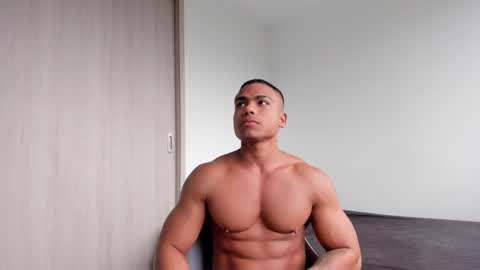 Snapshot of xavier_colleman chatting on February 2025 07:41:02 PM Xavier online show from February 2025 07:41:02 PM