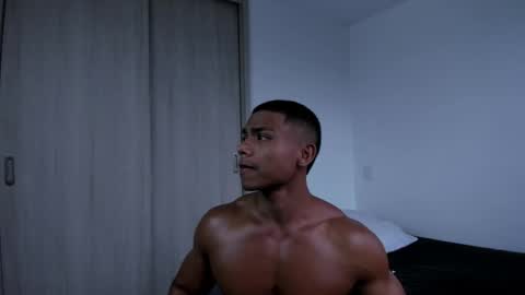 Snapshot of xavier_colleman chatting on February 2025 11:09:01 PM Xavier online show from February 2025 11:09:01 PM