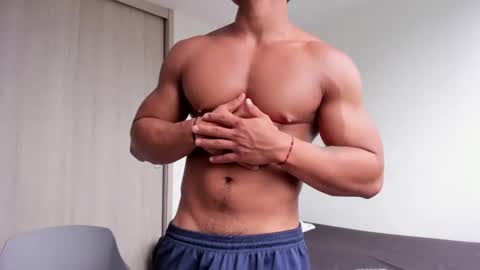 Snapshot of xavier_colleman chatting on February 2025 05:39:02 PM Xavier online show from February 2025 05:39:02 PM