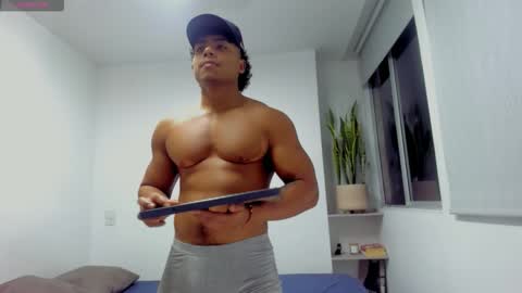 Snapshot of xavier_colleman chatting on October 2025 11:22:02 PM Xavier online show from October 2025 11:22:02 PM