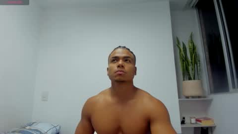 Snapshot of xavier_colleman chatting on October 2025 12:52:02 AM Xavier online show from October 2025 12:52:02 AM