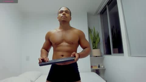 Snapshot of xavier_colleman chatting on November 2025 01:51:02 AM Xavier online show from November 2025 01:51:02 AM