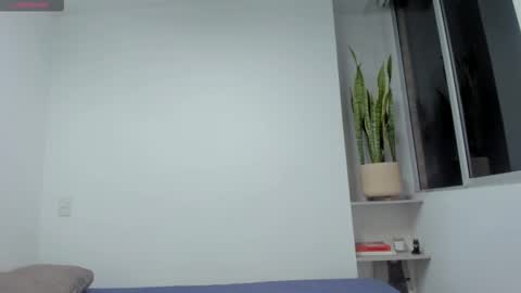 Xavier online show from November 2025 01:28:01 AM