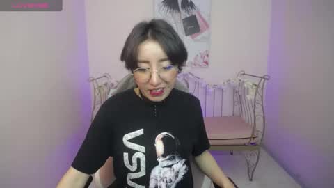 Xayah online show from December 2024 01:29:02 PM