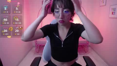 Xayah online show from February 2025 01:06:01 PM