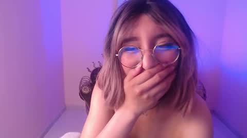 Xayah online show from February 2025 05:37:02 PM