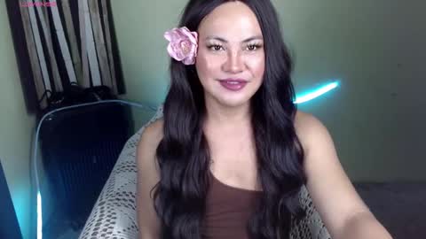 Snapshot of xcalisthra_69x chatting on December 2025 08:03:01 PM Godess Lucy online show from December 2025 08:03:01 PM