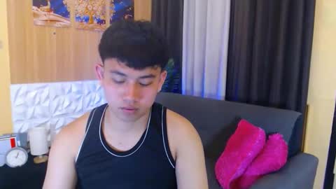 Snapshot of xcigbatecum chatting on November 2025 03:52:02 PM Charlie online show from November 2025 03:52:02 PM