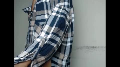 Snapshot of xcreamypussy chatting on December 2024 05:42:01 AM xcreamypussy online show from December 2024 05:42:01 AM