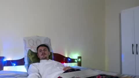 Snapshot of xfallen_angelxx chatting on December 2025 02:05:02 AM xfallen_angelxx online show from December 2025 02:05:02 AM