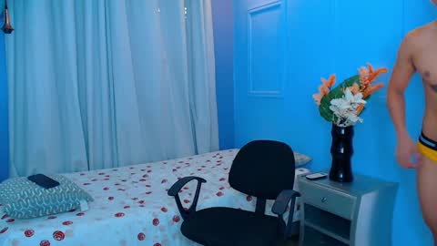 MICHAEL HUGE online show from February 2025 08:28:02 PM