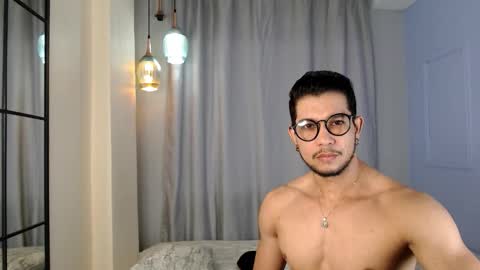MICHAEL HUGE online show from September 2025 11:18:01 PM