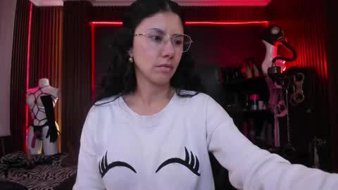 XiaQueen   I M online show from October 2025 08:42:01 PM