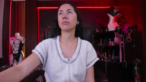 XiaQueen   I M online show from November 2025 11:32:02 AM