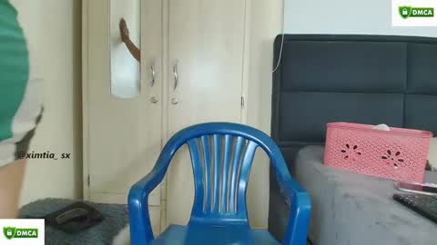 Snapshot of ximtia_xs chatting on October 2025 03:10:01 PM ximtia online show from October 2025 03:10:01 PM