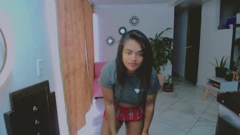 xiomy winklar online show from February 2025 09:24:02 PM