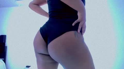 xiomy winklar online show from March 2025 03:23:02 PM