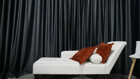 Snapshot of xjuliaax chatting on October 2025 06:27:02 PM Julia online show from October 2025 06:27:02 PM