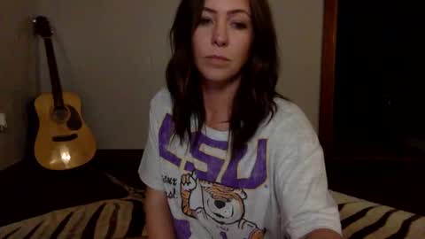 xLacyy online show from September 2025 04:27:02 AM