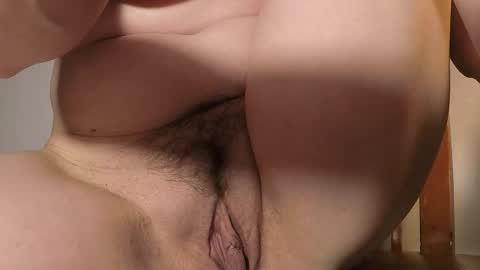 Snapshot of xollan chatting on November 2025 12:10:02 AM Lost in Lust online show from November 2025 12:10:02 AM