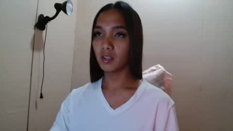 CLAUDIA online show from September 2025 06:41:02 PM