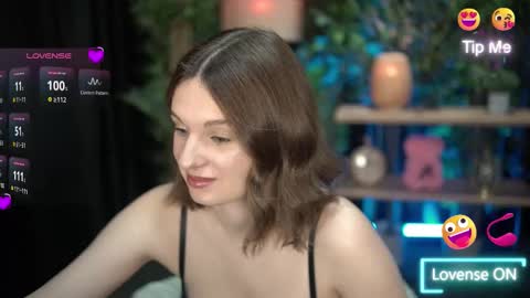 Snapshot of xoxo_molly chatting on November 2025 08:21:02 PM xoxo_molly online show from November 2025 08:21:02 PM