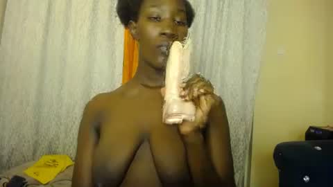 Xoxo online show from September 2025 04:11:01 PM