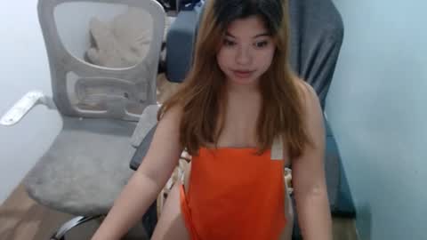 Snapshot of xpinaygirlwild chatting on March 2025 12:55:01 PM GRACE online show from March 2025 12:55:01 PM