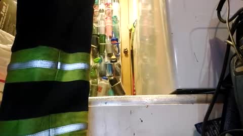 Snapshot of xploringus1 chatting on November 2025 05:48:02 PM Xploringus online show from November 2025 05:48:02 PM